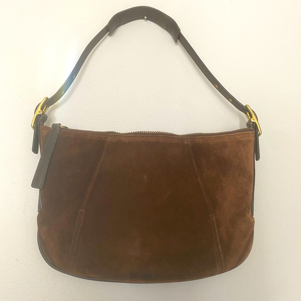 Shoulder bag is good condition coach